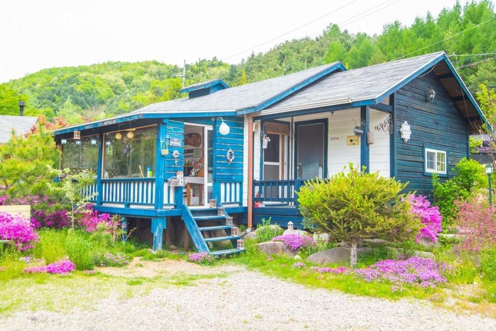 Pyeongchang Zermatt Pension Family, Couple Exterior photo