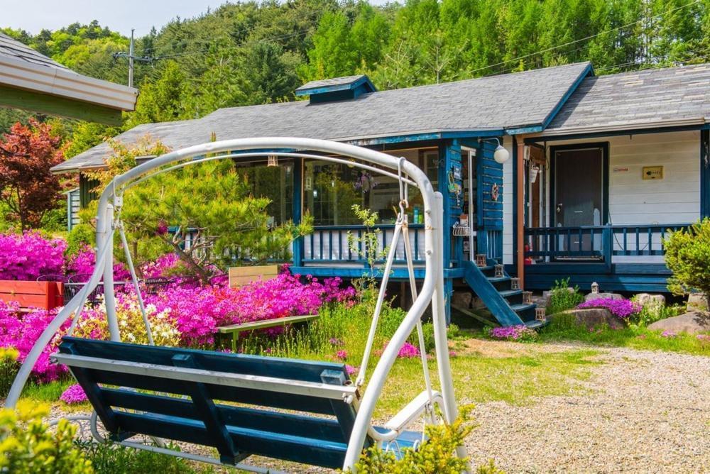 Pyeongchang Zermatt Pension Family, Couple Exterior photo
