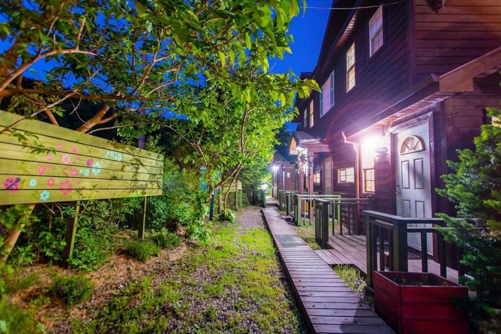 Pyeongchang Zermatt Pension Family, Couple Exterior photo